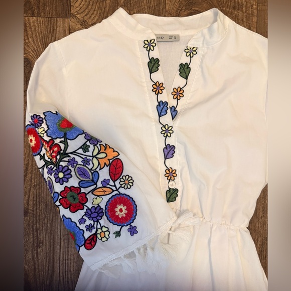 ESQ Embroidered Boho Midi Dress Women’s Small White Floral Tassel - Picture 4 of 9